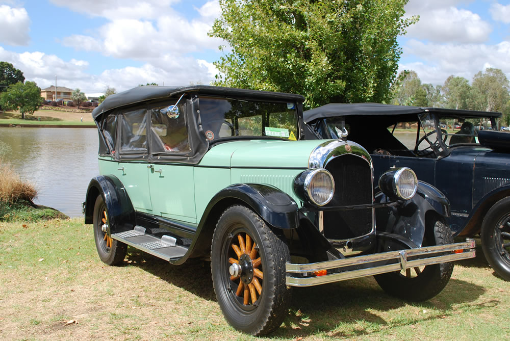 1924 Chrysler Sedan